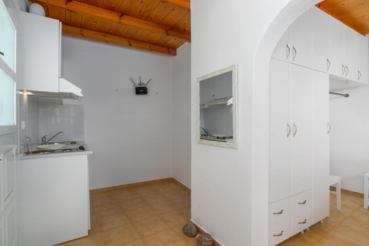 Georgia'S House & Apartment アダマス エクステリア 写真