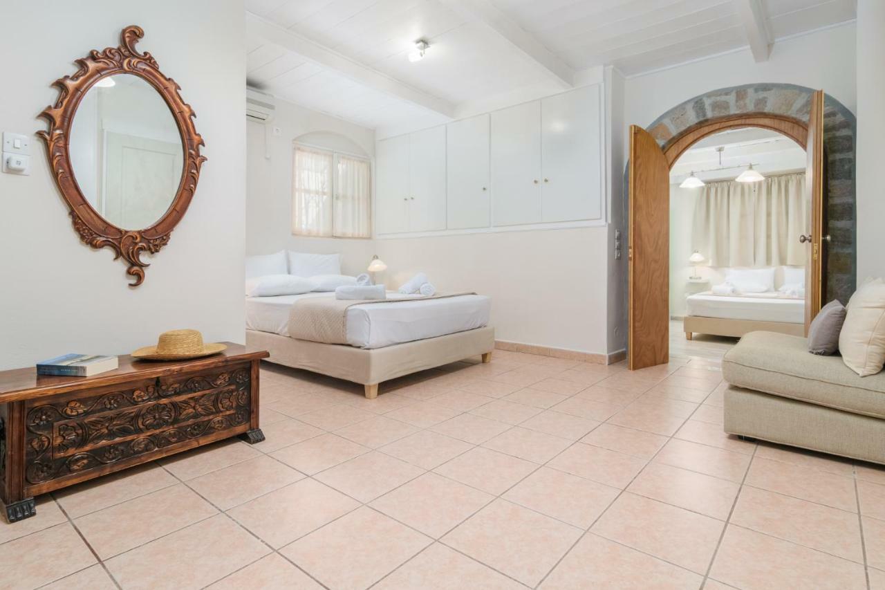 Georgia'S House & Apartment アダマス エクステリア 写真